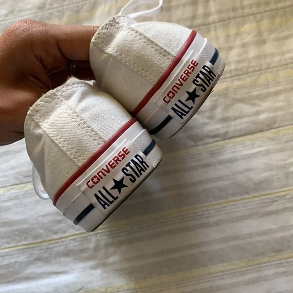 Converse - Picture 4 of 5